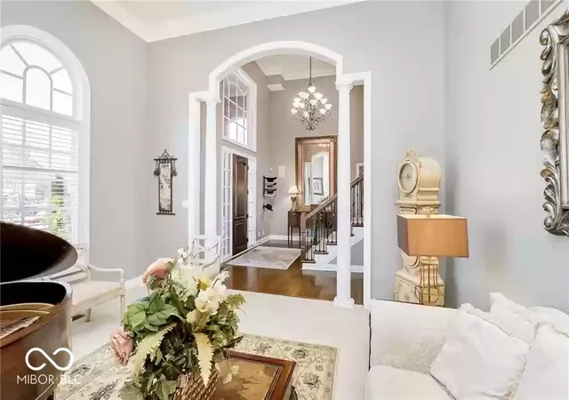 Photo 4 of Single family home for sale at 10479 Bishop Cir, Carmel, IN 46032 | MLS# 22126358 | Listing updated on 2026-09-17