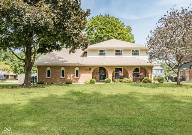 Photo 1 of Single family home for sale at 1916 Hillcrest Ave, Anderson, IN 46011 | MLS# 22126363 | Listing updated on 2026-09-16