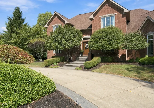 Photo 3 of Mansion for sale at 10598 Coppergate Dr, Carmel, IN 46032 | MLS# 22126380 | Listing updated on 2026-09-18