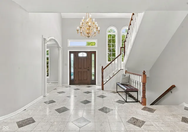 Photo 4 of Single family home for sale at 10598 Coppergate Dr, Carmel, IN 46032 | MLS# 22126380 | Listing updated on 2026-09-18