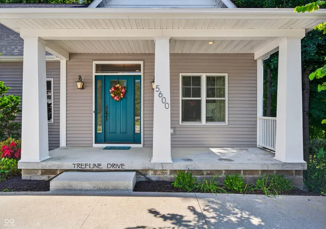 Photo 3 of Single family home for sale at 5600 Treeline Dr, Columbus, IN 47201 | MLS# 22126455 | Listing updated on 2026-09-22