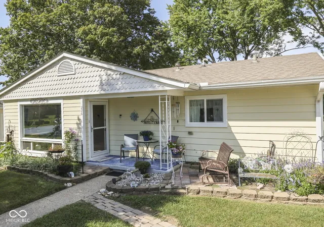 Photo 1 of Single family home for sale at 226 W Harriman Ave, Bargersville, IN 46106 | MLS# 22126468 | Listing updated on 2026-09-17