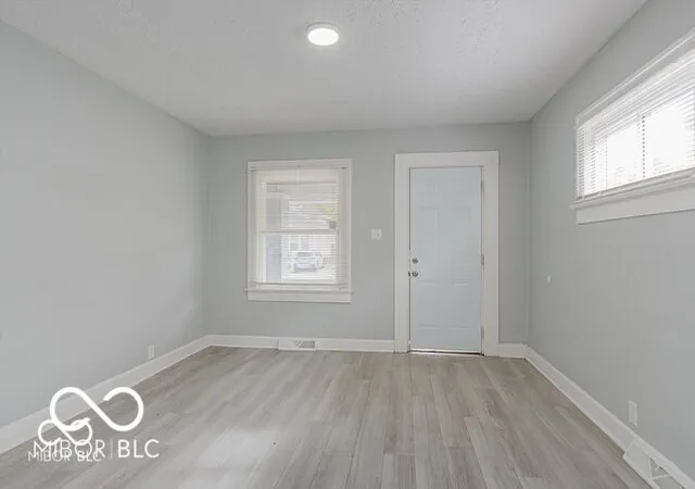 Photo 3 of Condo for sale at 818 N Drexel Ave, Indianapolis, IN 46201 | MLS# 22126476 | Listing updated on 2026-09-22