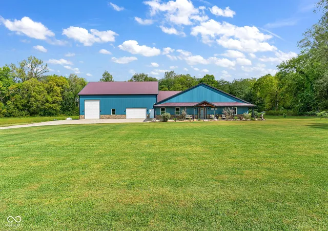 Photo 3 of Single family home for sale at 7566 N Blue River Rd, Carthage, IN 46115 | MLS# 22126477 | Listing updated on 2026-09-17