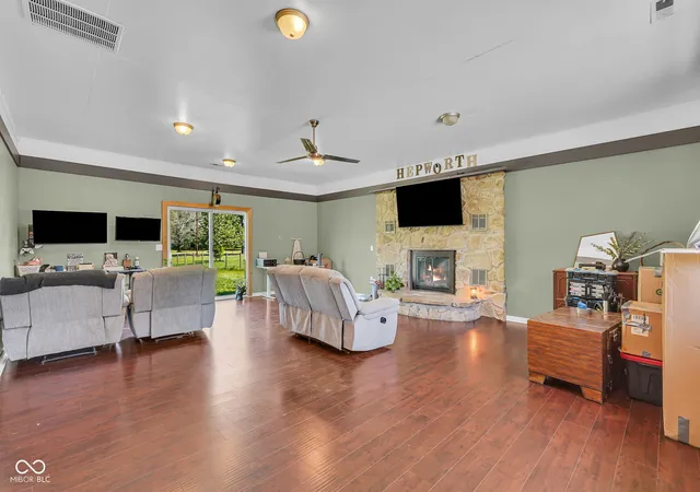 Photo 3 of Single family home for sale at 3235 N Maple Turn Ln, Martinsville, IN 46151 | MLS# 22126629 | Listing updated on 2026-09-18