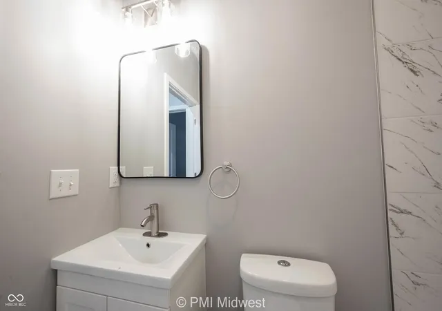 Photo 3 of House for sale at 2038 E Maryland St, Indianapolis, IN 46201 | MLS# 22126638 | Listing updated on 2026-09-17
