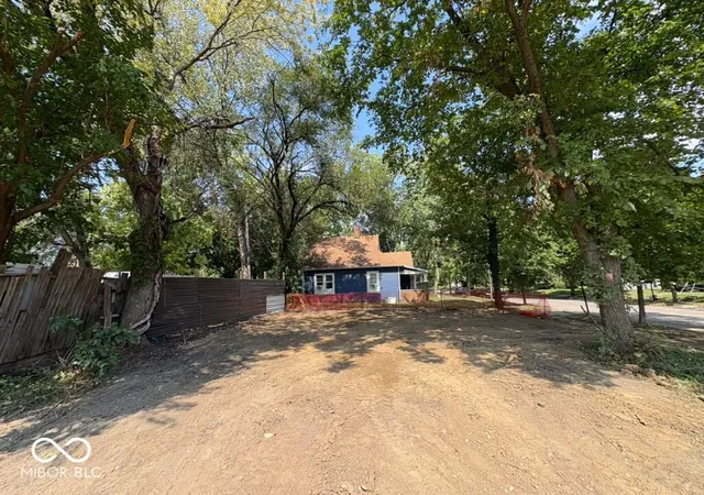 Land for sale at 304 N Oxford Ave, Indianapolis, IN 46201 | MLS# 22126679