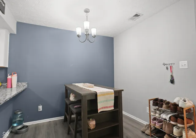 Photo 4 of Condo for sale at 2991 Horseshoe Bnd Dr #1A, Indianapolis, IN 46214 | MLS# 22126689 | Listing updated on 2026-09-18