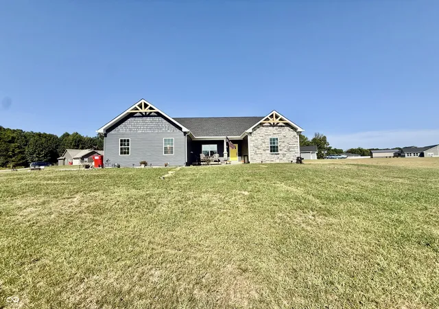Photo 1 of Sale Pending at 2540 W Grubb Ln, Covington, IN 47932 | MLS# 22126707 | Listing updated on 2026-09-22