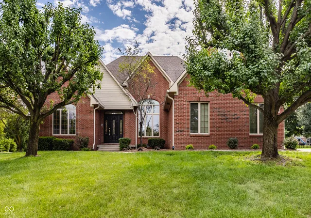 Photo 1 of Sale Pending at 1515 Mansfield Ct, Greenwood, IN 46143 | MLS# 22126736 | Listing updated on 2026-09-21