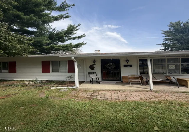 Photo 2 of Single family home for sale at 1100 Archway Dr, Lafayette, IN 47909 | MLS# 22126758 | Listing updated on 2026-09-17