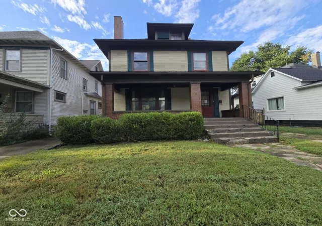 Photo 1 of Sale Pending at 1521 Ohio St, Terre Haute, IN 47807 | MLS# 22126803 | Listing updated on 2026-09-28