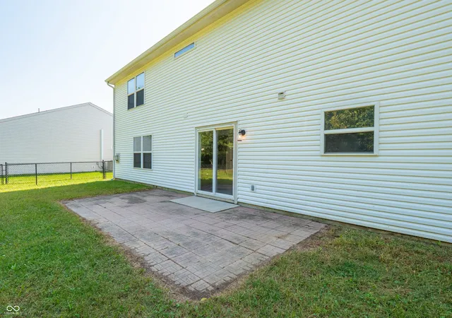 Photo 66 of Single family home for sale at 2924 Coles Crk Ln, Indianapolis, IN 46217 | MLS# 22126850 | Listing updated on 2026-10-15