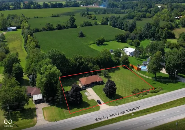 Photo 2 of Single family home for sale at 5707 N State Rd 9, Anderson, IN 46012 | MLS# 22126868 | Listing updated on 2026-09-24