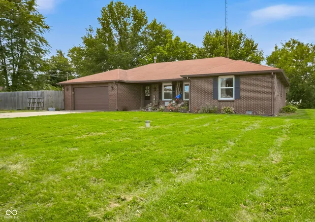 Single family home for sale at 5707 N State Rd 9, Anderson, IN 46012 | MLS# 22126868