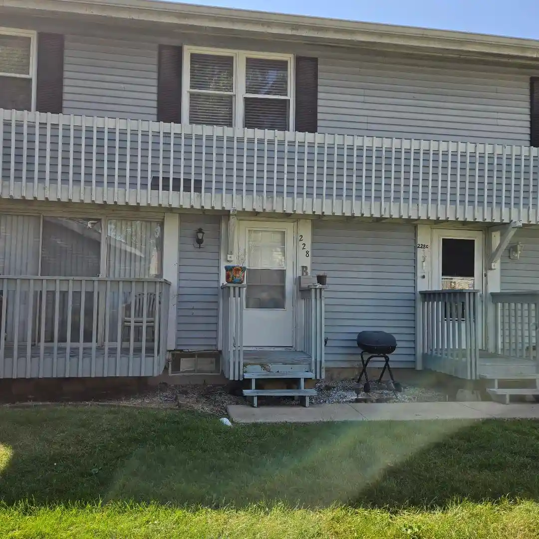 Listing Photo 1 - Condo for sale in 228 Elkhorn Ct located at 228 Elkhorn Ct, Bolingbrook, IL 60440 - Unit 228 Elkhorn Ct
