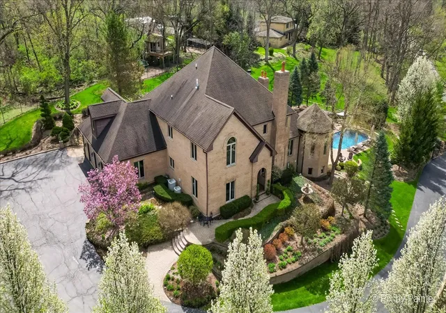 Photo 3 of Mansion for sale at 10018 Haegers Bnd Rd, Barrington Hills, IL 60102 | MLS# 12526199 | Listing updated on 2026-09-26