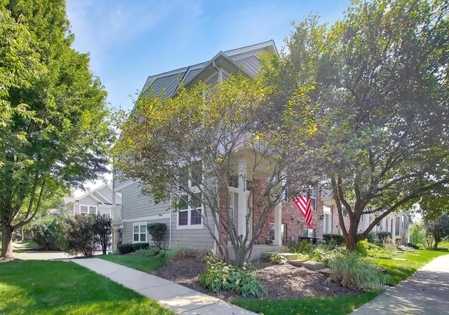 Photo 3 of Condo for sale at 2478 Anna Way #2478, Elgin, IL 60124 | MLS# 12560454 | Listing updated on 2026-09-16