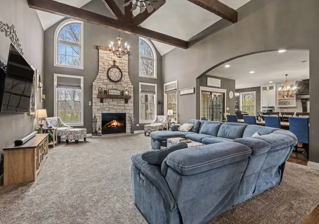 Photo 4 of Single family home for sale at 21433 S Wooded Cvs Dr, Elwood, IL 60421 | MLS# 12599648 | Listing updated on 2026-09-24