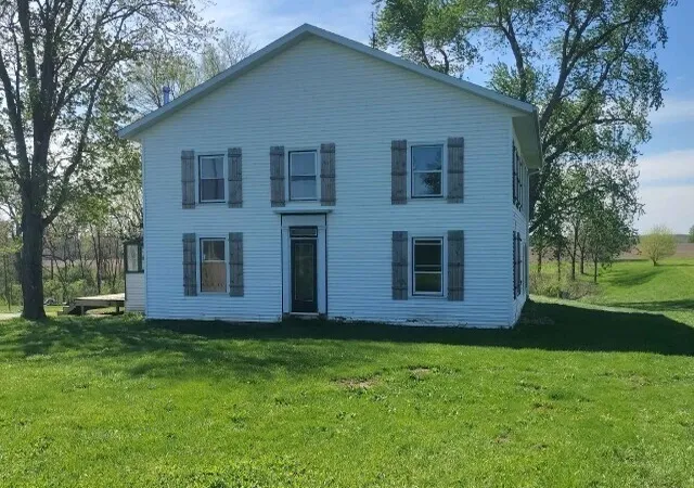 Photo 1 of Single family home for sale at 714 E County Line Rd, Sparland, IL 61565 | MLS# 12600649 | Listing updated on 2026-09-08