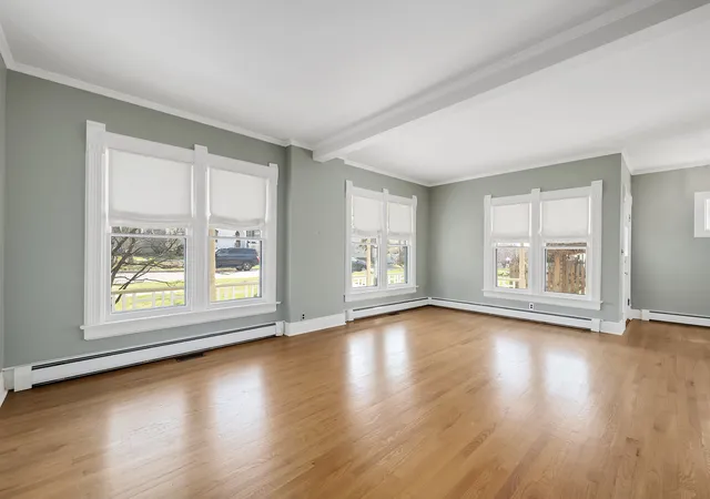 Photo 4 of Single family home for sale at 4816 Linscott Ave, Downers Grove, IL 60515 | MLS# 12602382 | Listing updated on 2026-09-23