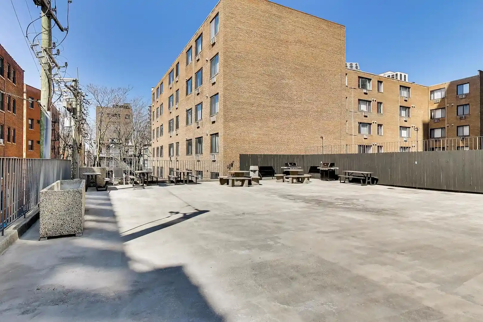 Listing Photo 19 - Condo for sale in 444 W Fullerton Pkwy located at 444 W Fullerton Pkwy, Chicago, IL 60614 - Unit #305