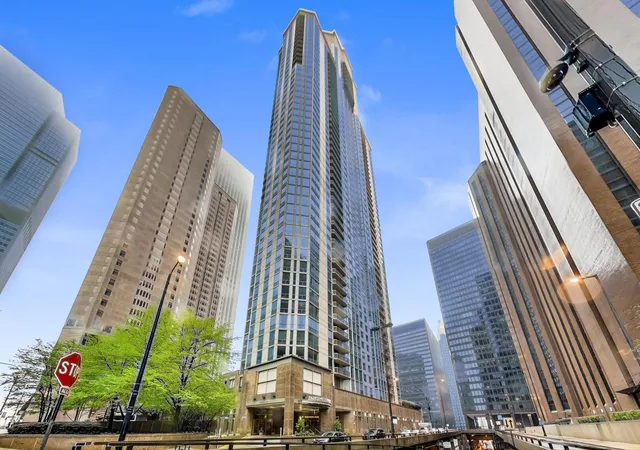 Photo 1 of Condo for sale at 222 N Columbus Dr #2106, Chicago, IL 60601 | MLS# 12623011 | Listing updated on 2026-10-14