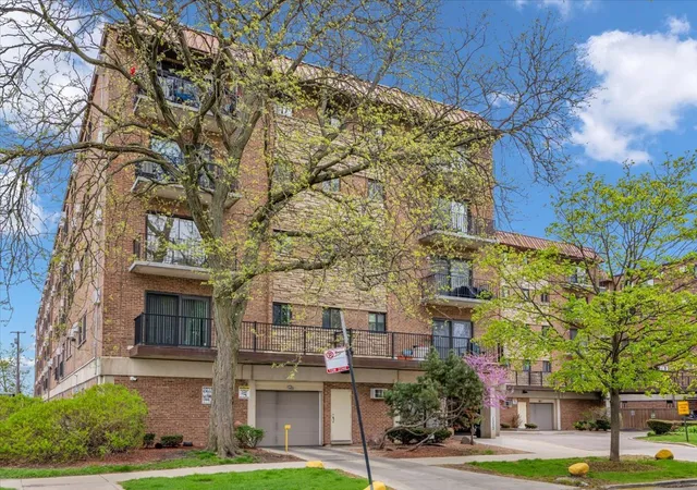 Photo 3 of Condo for sale at 2333 N Neva Ave #306C, Chicago, IL 60707 | MLS# 12625337 | Listing updated on 2026-09-23