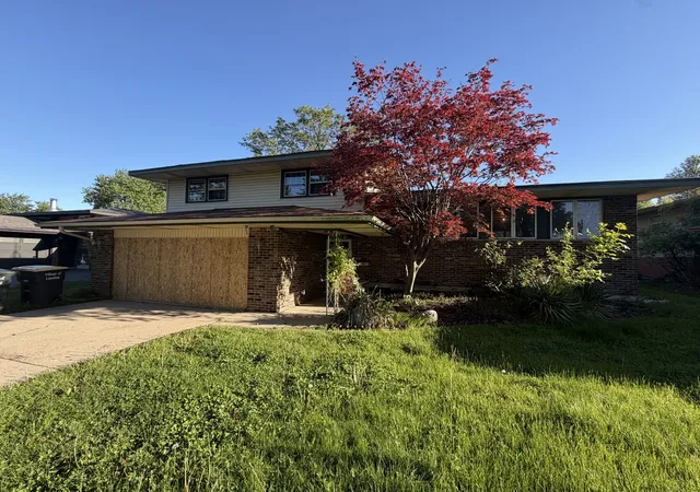Photo 2 of Single family home for sale at 3058 191st Place, Lansing, IL 60438 | MLS# 12650841 | Listing updated on 2026-09-29