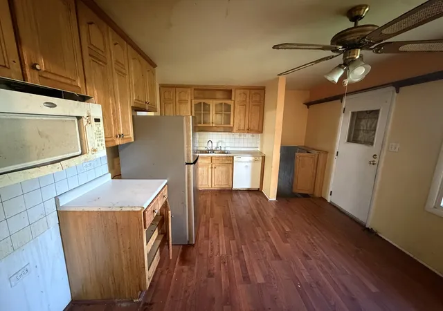 Photo 4 of Single family home for sale at 3058 191st Place, Lansing, IL 60438 | MLS# 12650841 | Listing updated on 2026-09-29