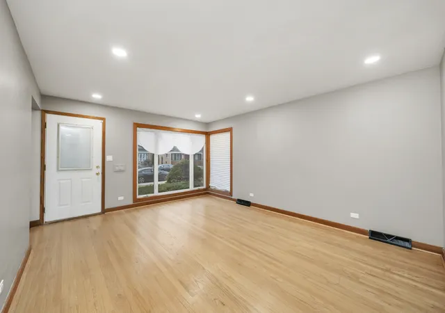 Photo 3 of Single family home for sale at 12809 S May St, Calumet Park, IL 60827 | MLS# 12656871 | Listing updated on 2026-09-16