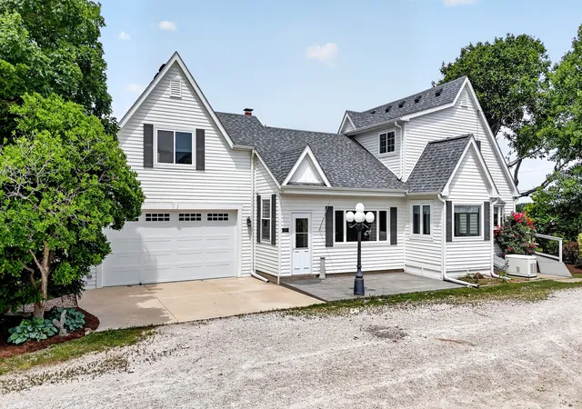 Photo 1 of Single family home for sale at 2650 N State Route 23, Ottawa, IL 61350 | MLS# 12669147 | Listing updated on 2026-09-30