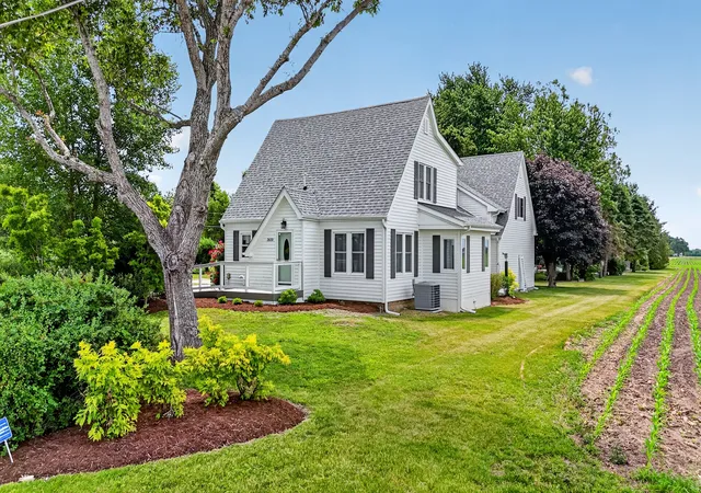 Photo 2 of Single family home for sale at 2650 N State Route 23, Ottawa, IL 61350 | MLS# 12669147 | Listing updated on 2026-09-30