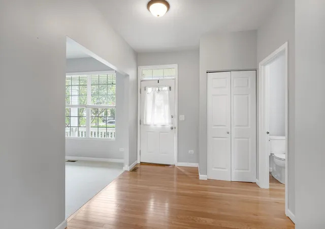 Photo 3 of Single family home for sale at 1945 W Helen Dr, Romeoville, IL 60446 | MLS# 12686351 | Listing updated on 2026-09-26