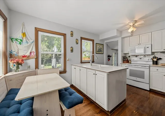 Photo 4 of Single family home for sale at 2714 Fort Sheridan Ave, Highland Park, IL 60035 | MLS# 12686916 | Listing updated on 2026-09-09