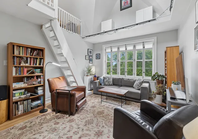 Photo 2 of Sale Pending at 1210 Central St #3N, Evanston, IL 60201 | MLS# 12696314 | Listing updated on 2026-09-18