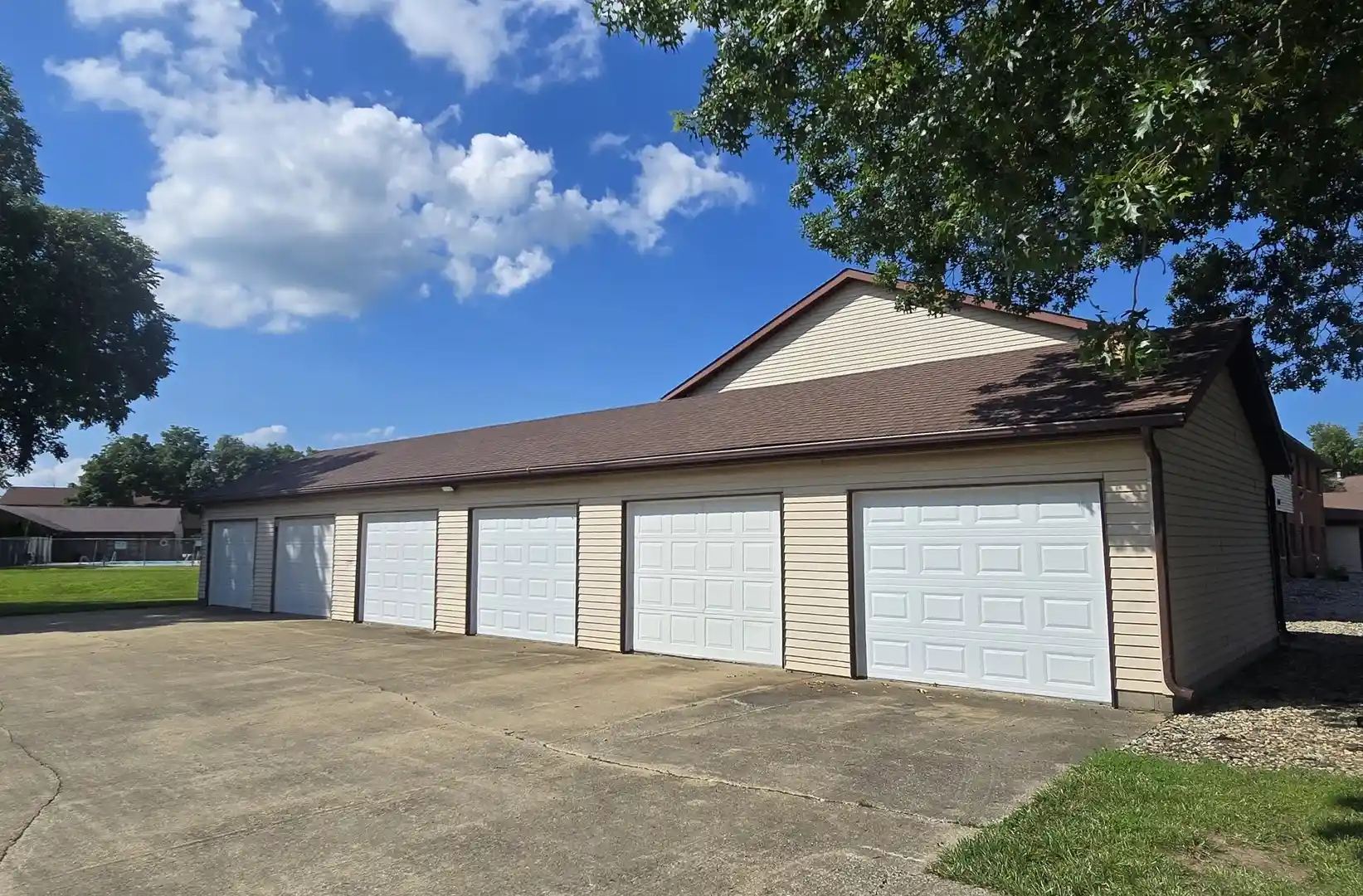 Listing Photo 11 - Condo for sale in 1801 Richardson Dr located at 1801 Richardson Dr, Urbana, IL 61802 - Unit 1801 Richardson Dr