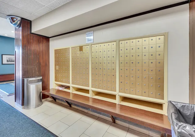 Photo 4 of Condo for sale at 2901 S Michigan Ave #403, Chicago, IL 60616 | MLS# 12698008 | Listing updated on 2026-09-17