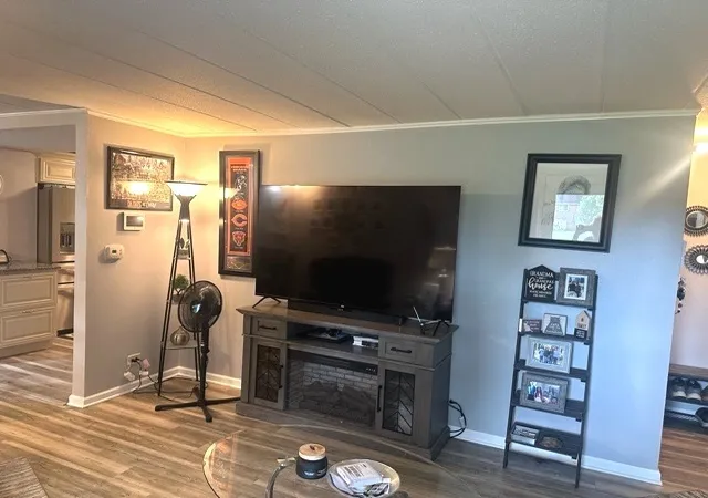 Listing Photo 5 - Condo for sale in building located at 1101 Mercury Dr, Schaumburg, IL 60193 - Unit #1D