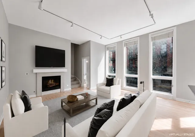 Photo 2 of Townhouse for sale at 310 N Des Plaines St #A, Chicago, IL 60661 | MLS# 12706413 | Listing updated on 2026-09-24