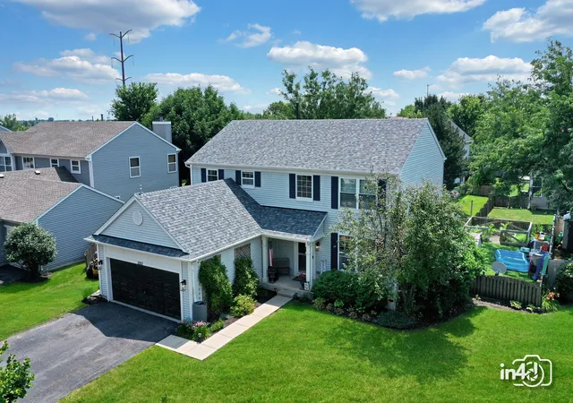 Photo 3 of Single family home for sale at 2913 Shetland Ln, Montgomery, IL 60538 | MLS# 12709453 | Listing updated on 2026-09-22