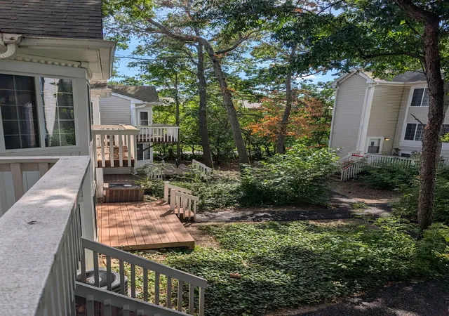 Photo 21 of Condo for sale at 293 W Treehouse Ln, Round Lake, IL 60073 | MLS# 12712681 | Listing updated on 2026-09-08