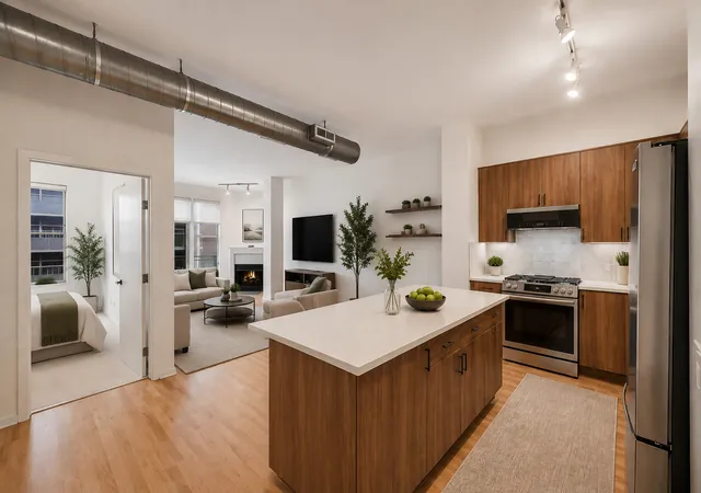 Photo 3 of Sale Pending at 1631 S Michigan Ave #502, Chicago, IL 60616 | MLS# 12713287 | Listing updated on 2026-09-17