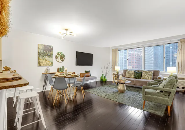 Photo 4 of Condo for sale at 211 E Ohio St #1108, Chicago, IL 60611 | MLS# 12713568 | Listing updated on 2026-09-18