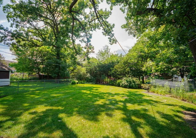 Photo 3 of Single family home for sale at 22 Gale Ave, River Forest, IL 60305 | MLS# 12714865 | Listing updated on 2026-09-18