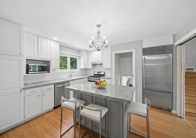 Photo 1 of Single family home for sale at 17w320 Scheel Dr, Willowbrook, IL 60527 | MLS# 12718357 | Listing updated on 2026-09-23