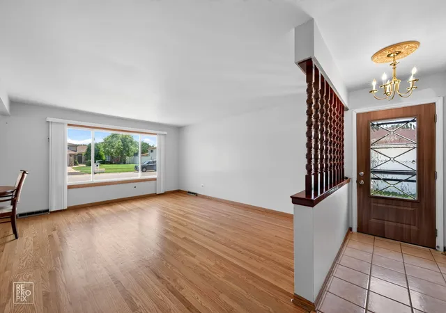 Photo 2 of Single family home for sale at 9132 Meade Ave, Oak Lawn, IL 60453 | MLS# 12718507 | Listing updated on 2026-09-17