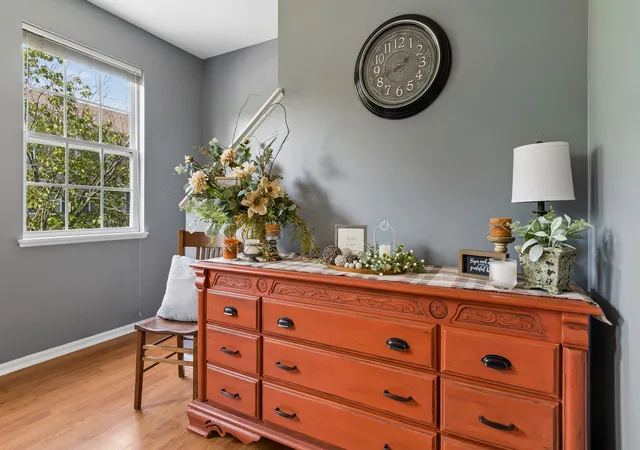 Photo 4 of Townhouse for sale at 1797 Indian Hl Ln, Aurora, IL 60503 | MLS# 12718534 | Listing updated on 2026-09-22