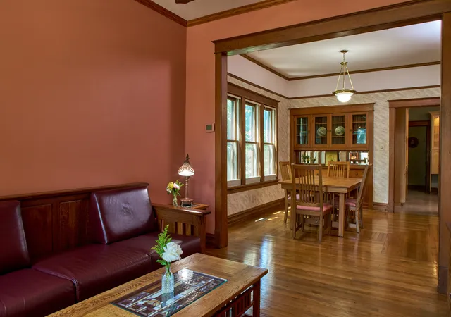 Photo 3 of Single family home for sale at 831 Circle Ave, Forest Park, IL 60130 | MLS# 12719574 | Listing updated on 2026-09-17