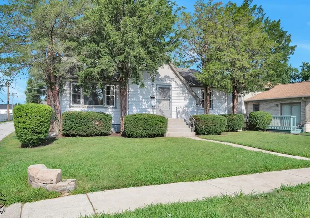 Photo 2 of Single family home for sale at 14624 S Albany Ave, Posen, IL 60469 | MLS# 12721202 | Listing updated on 2026-09-09
